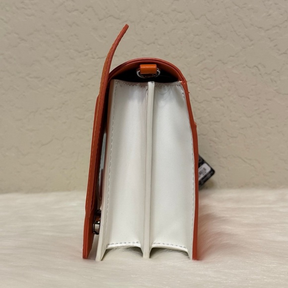 Loungefly Disney Big Hero 6 Baymax Suit Split Crossbody Bag - Picture 5 of 10